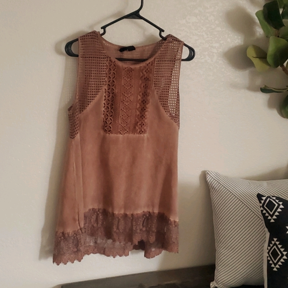 Detail tank
